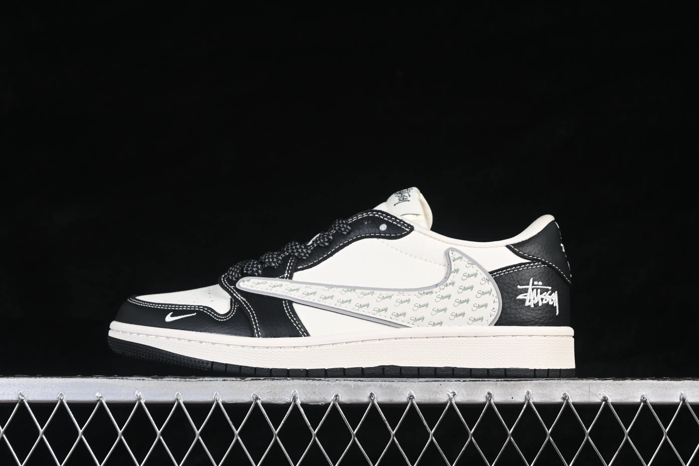 All categories Air Jordan Jordan series basketball shoes Air Jordan 1 Low High-end customized low-top sneakers Travis Scott x Fragment Design x Air Jordan 1 Low OG SP AJ1 Joe 1 Stucci co-branded low-top cultural casual sneakers HH7518-087